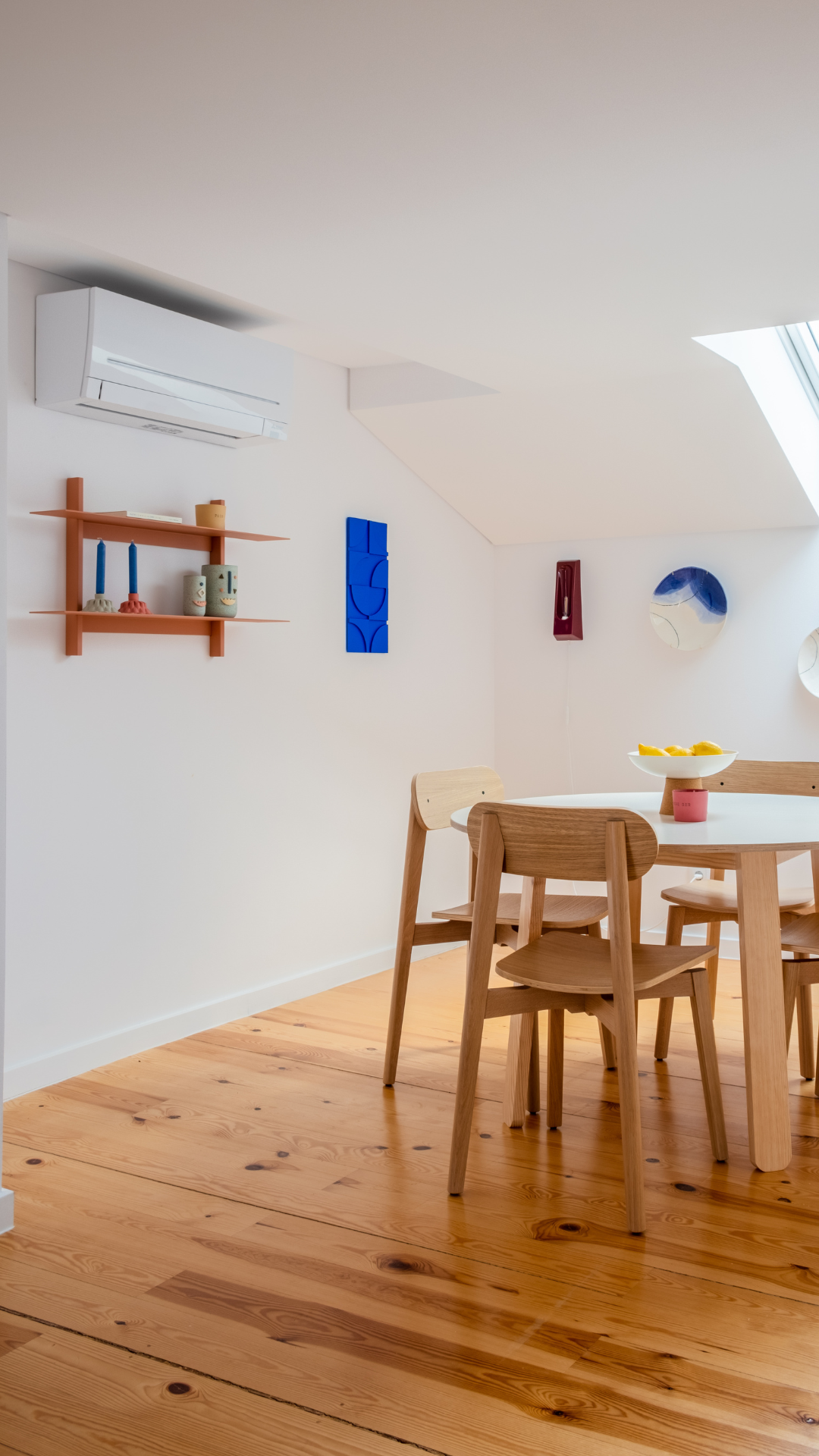 Blue Dive #1 - Geometric